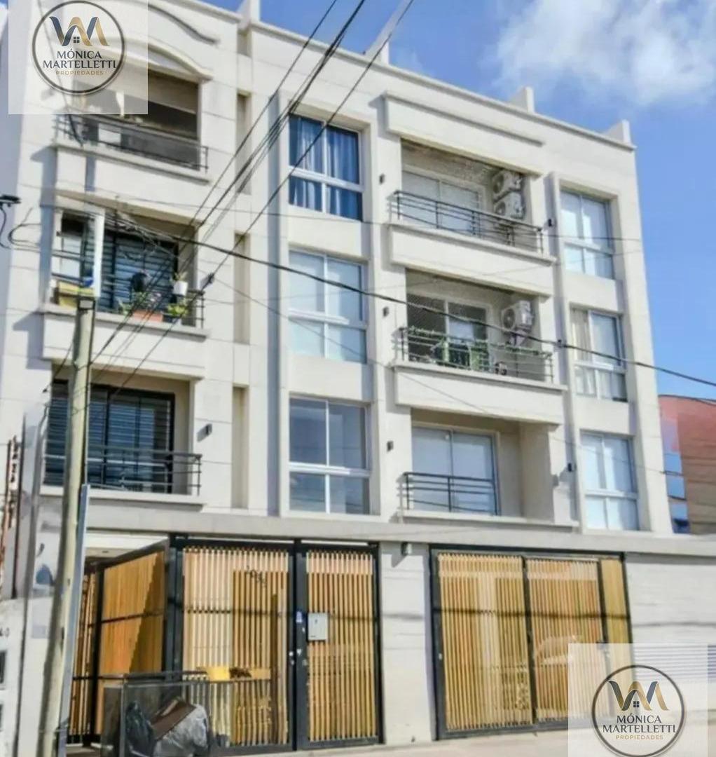 Foto de Departamento 2 Ambientes Con Cochera, balcon y terraza privada, imagen 1