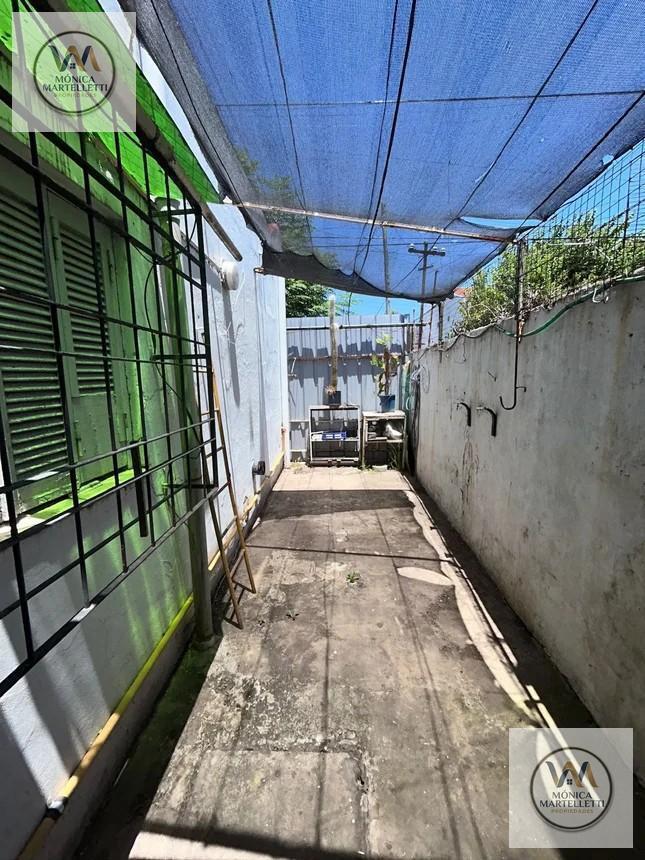 Foto de Casa a refaccionar 6AMB EXELENTE INVERSION O DESARROLLADOR, imagen 2