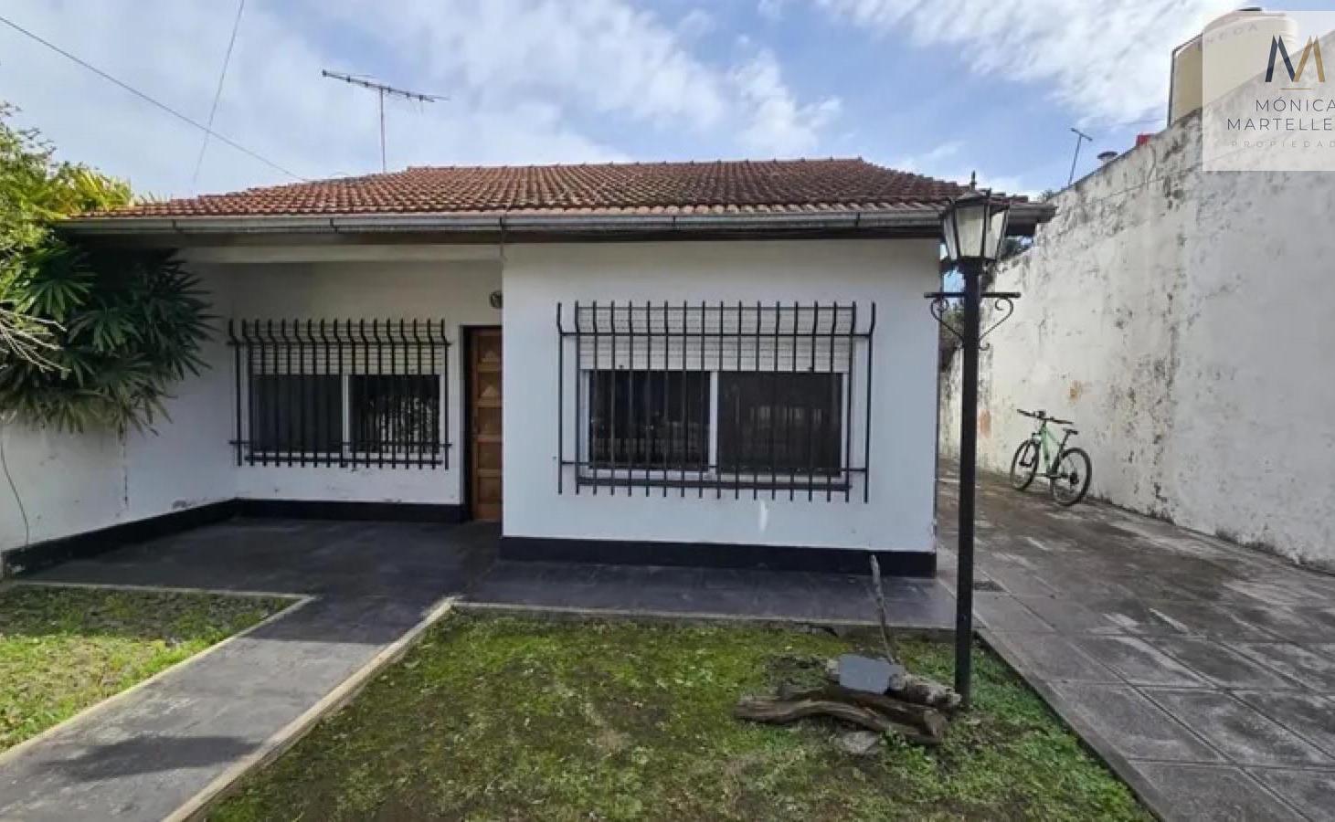 Foto de Casa 3 ambientes con entrepiso para 3er dormitorio - Ituzaingó Norte, imagen 2