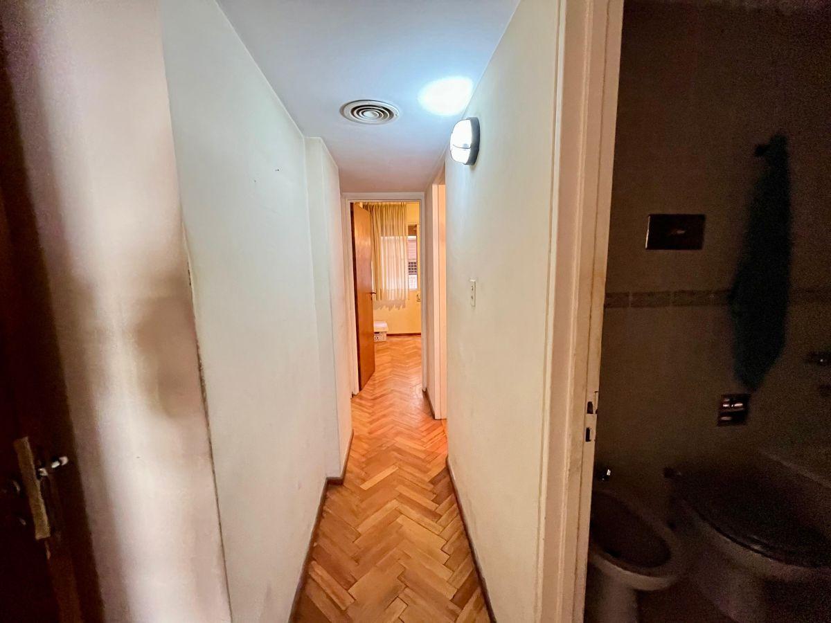 Foto de Departamento 3 dormitorios +balcón corrido al frente, imagen 2