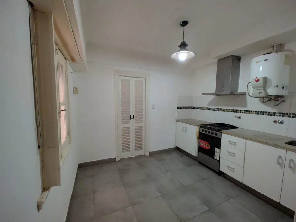 24 meses en Strobel y Liniers . Excelente zona comercial a una cuadra de la Playa 2
