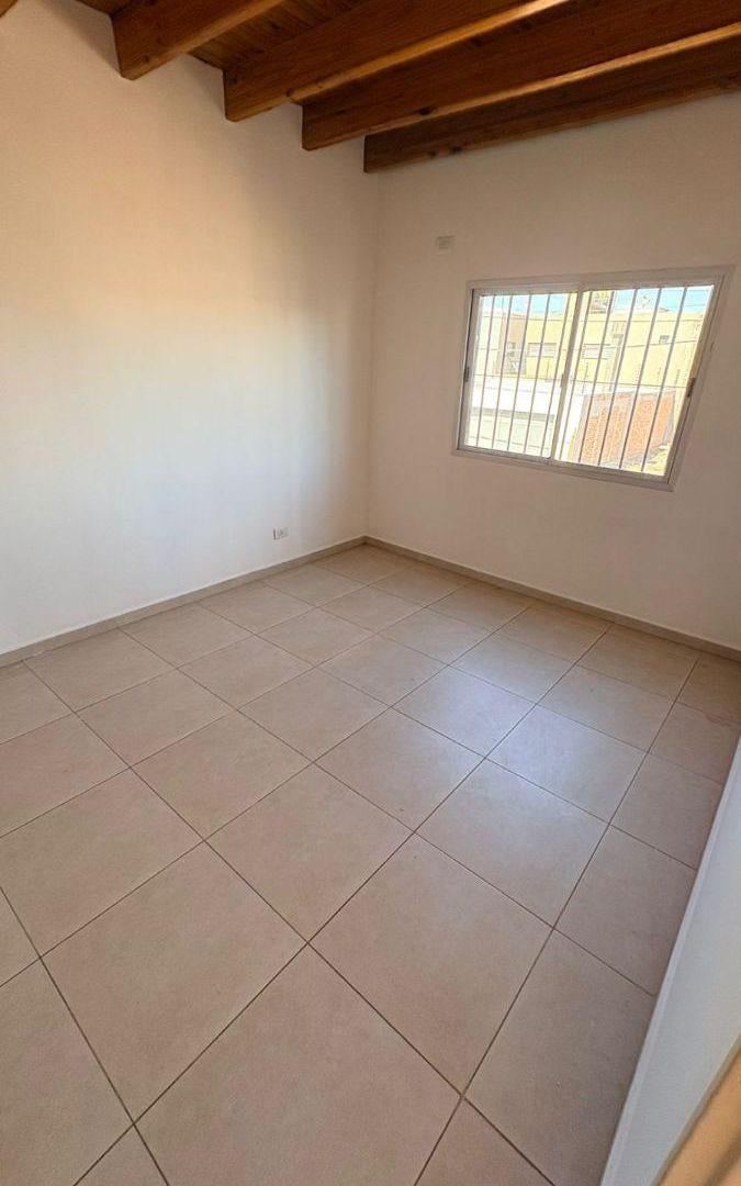 Foto de DEPARTAMENTO EN ALQUILER - MAIPÚ, imagen 2