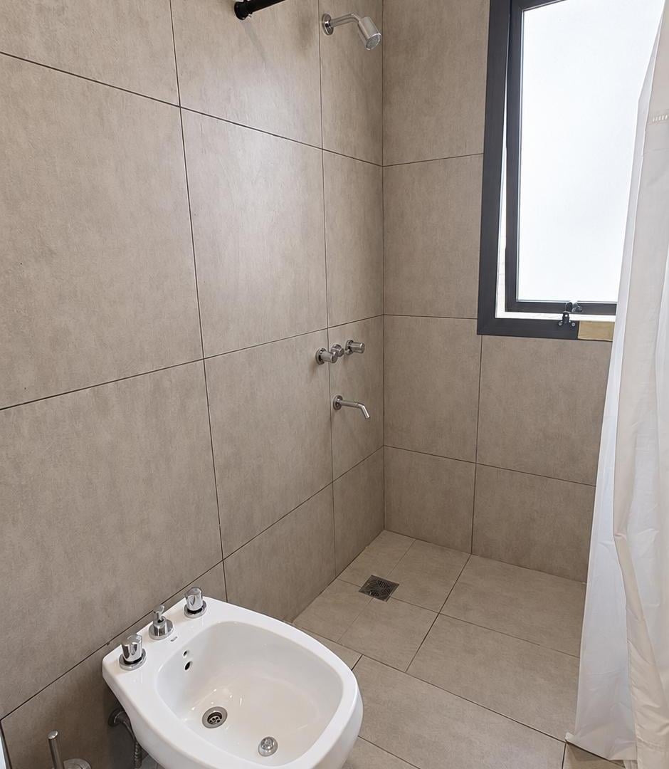 Foto de DEPARTAMENTO EQUIPADO - COMPLEJO MORENO PARK, imagen 4