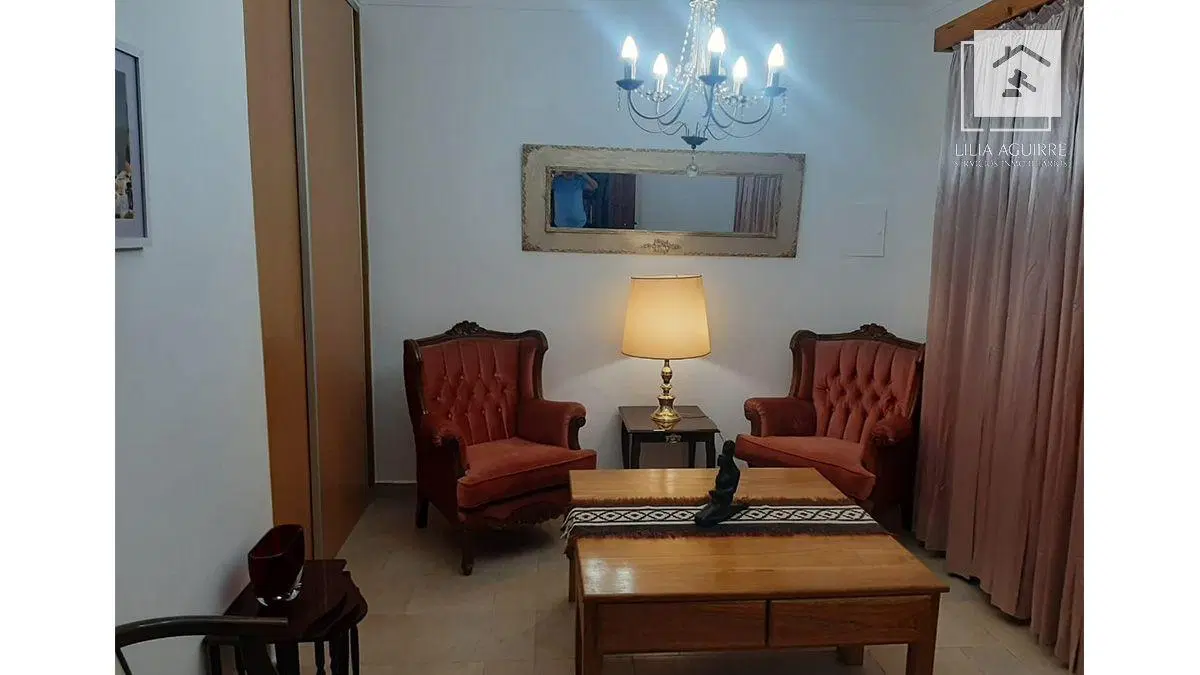 VENTA - Casa 2 plantas + departamento independiente - Ideal residencia, consultorios, hostel 4