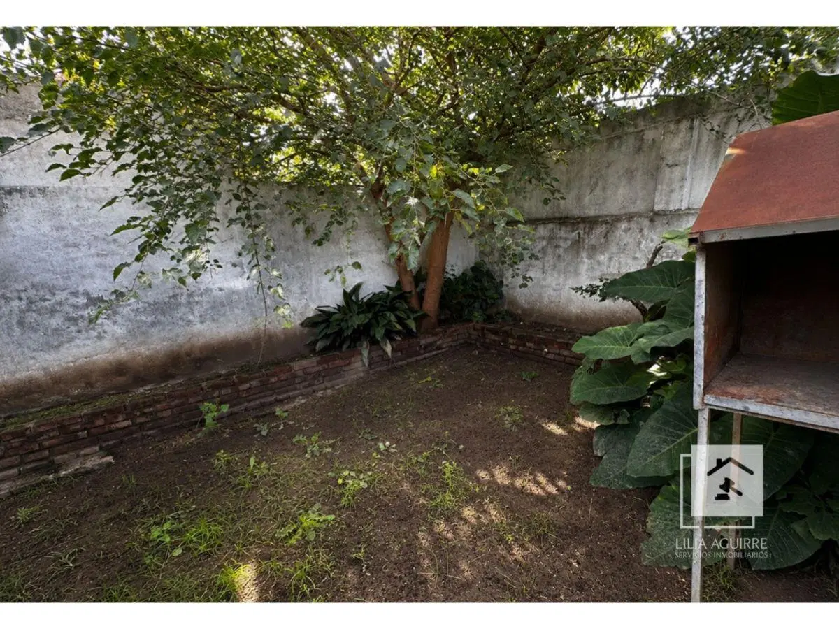 Casa en zona privilegiada - Bo. Alejandro Centeno, Av. La Cordillera 5
