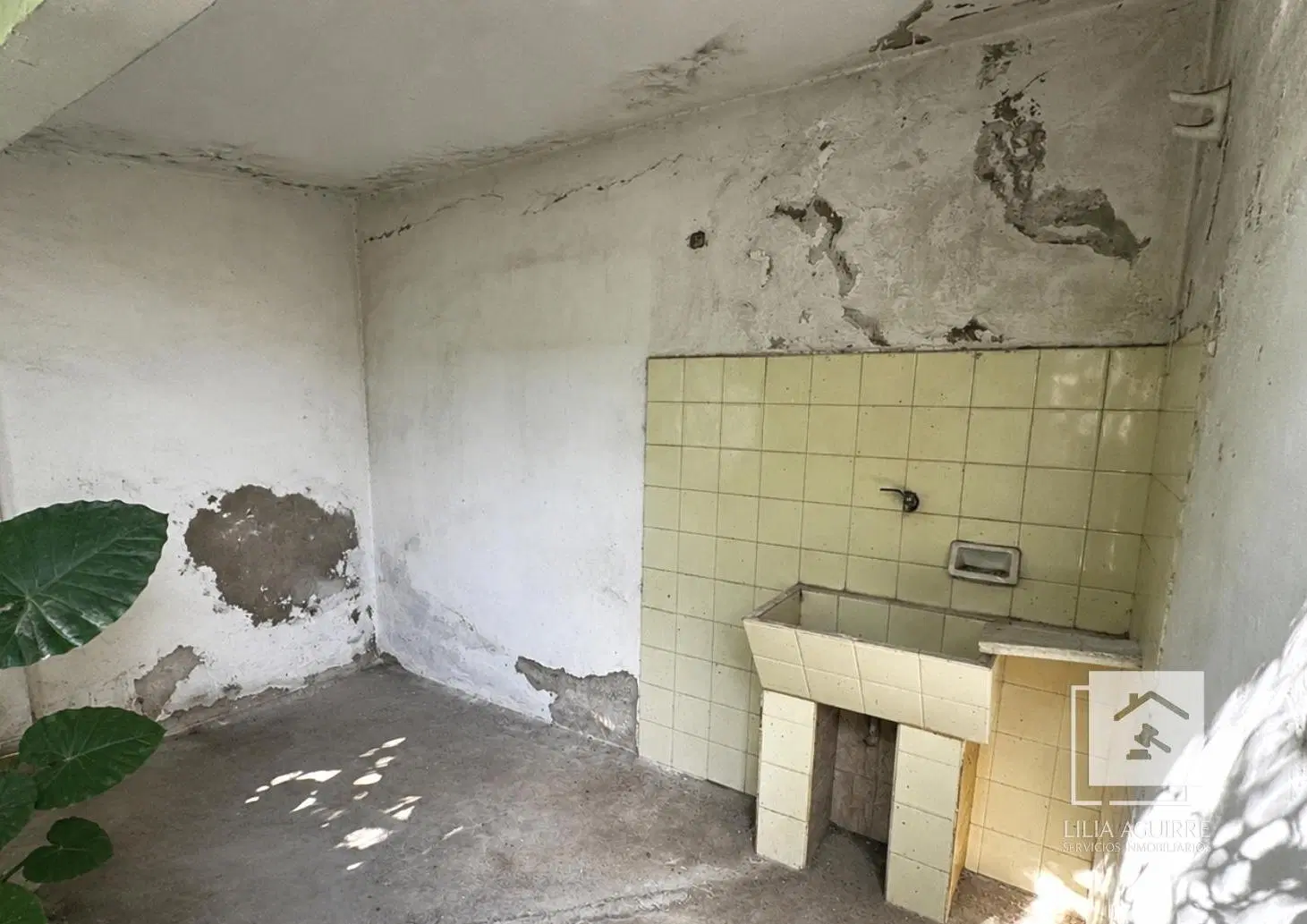 Casa en zona privilegiada - Bo. Alejandro Centeno, Av. La Cordillera 4