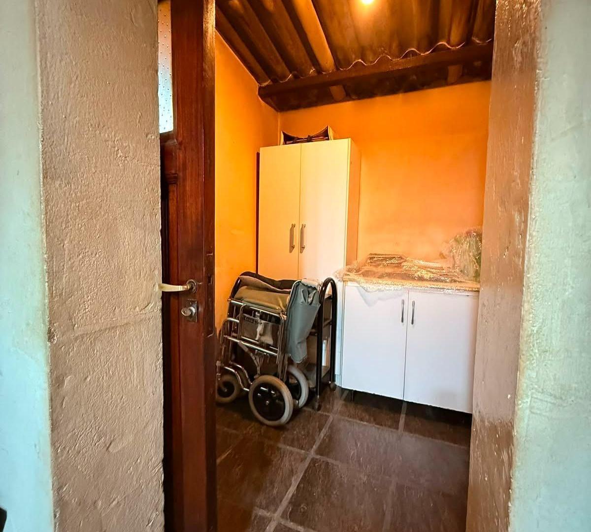 Foto de Casa 3 Dormitorios con Gran Parque en Calle 40 – Balcarce, imagen 4