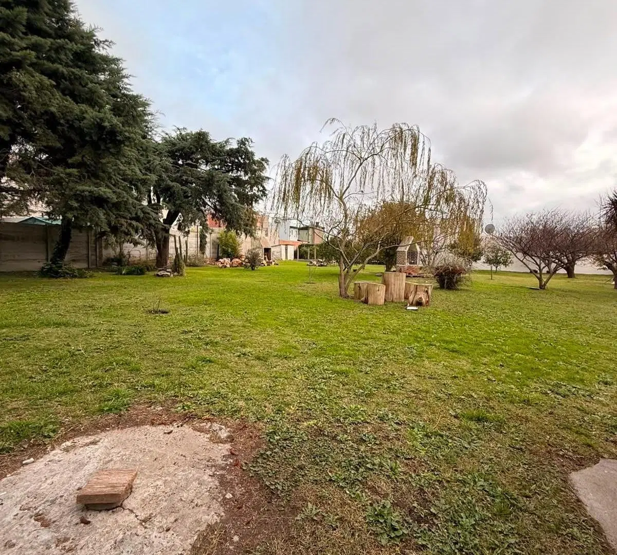 Casa 3 Dormitorios con Gran Parque en Calle 40 – Balcarce 5