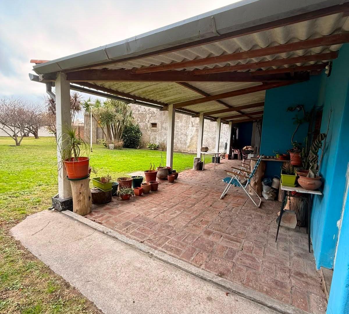 Foto de Casa 3 Dormitorios con Gran Parque en Calle 40 – Balcarce, imagen 3