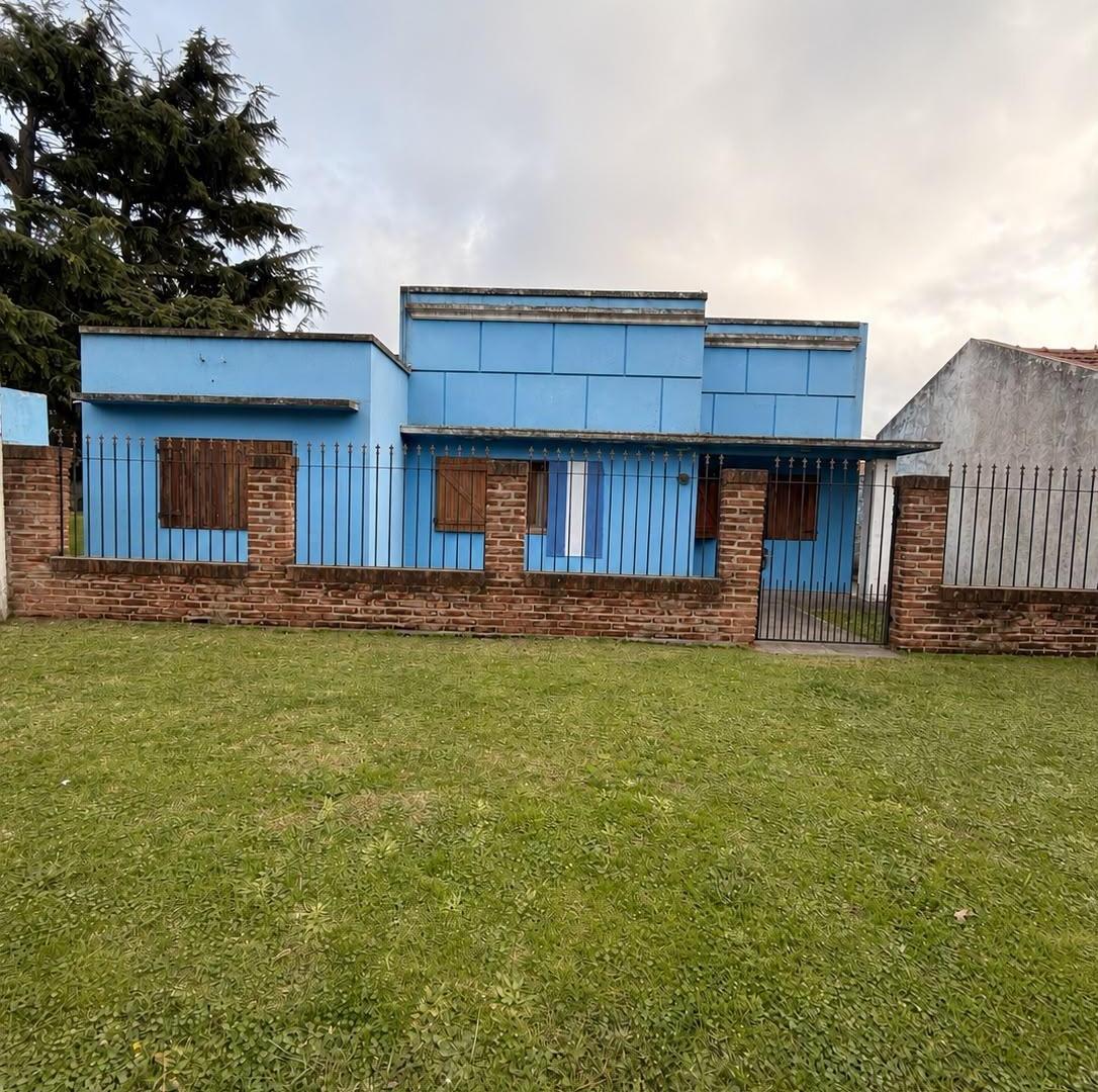 Casa 3 Dormitorios con Gran Parque en Calle 40 – Balcarce