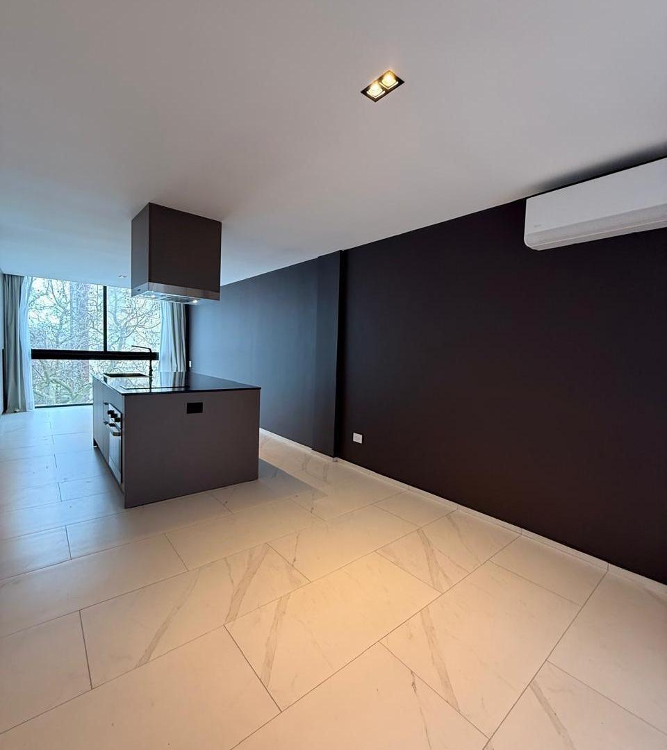 Foto de Departamento en Alquiler zona Guemes, imagen 3