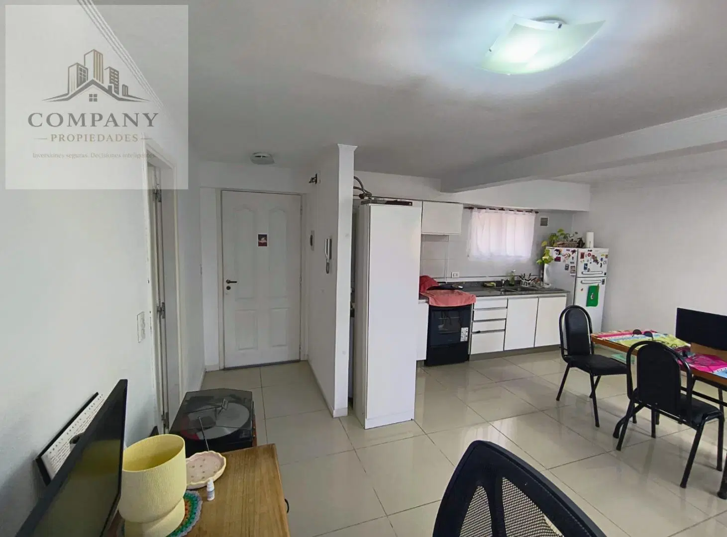Departamento ambientes con cochera 4