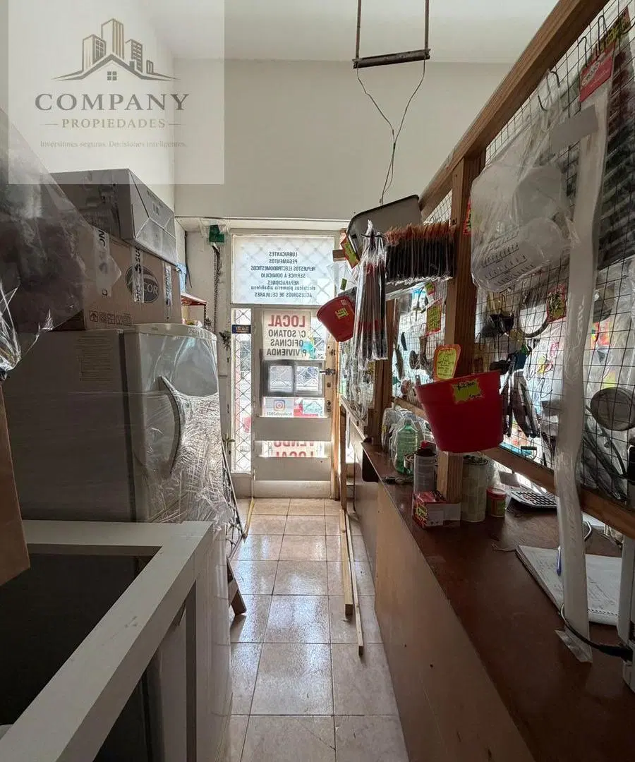 Local en Plaza Mitre 5