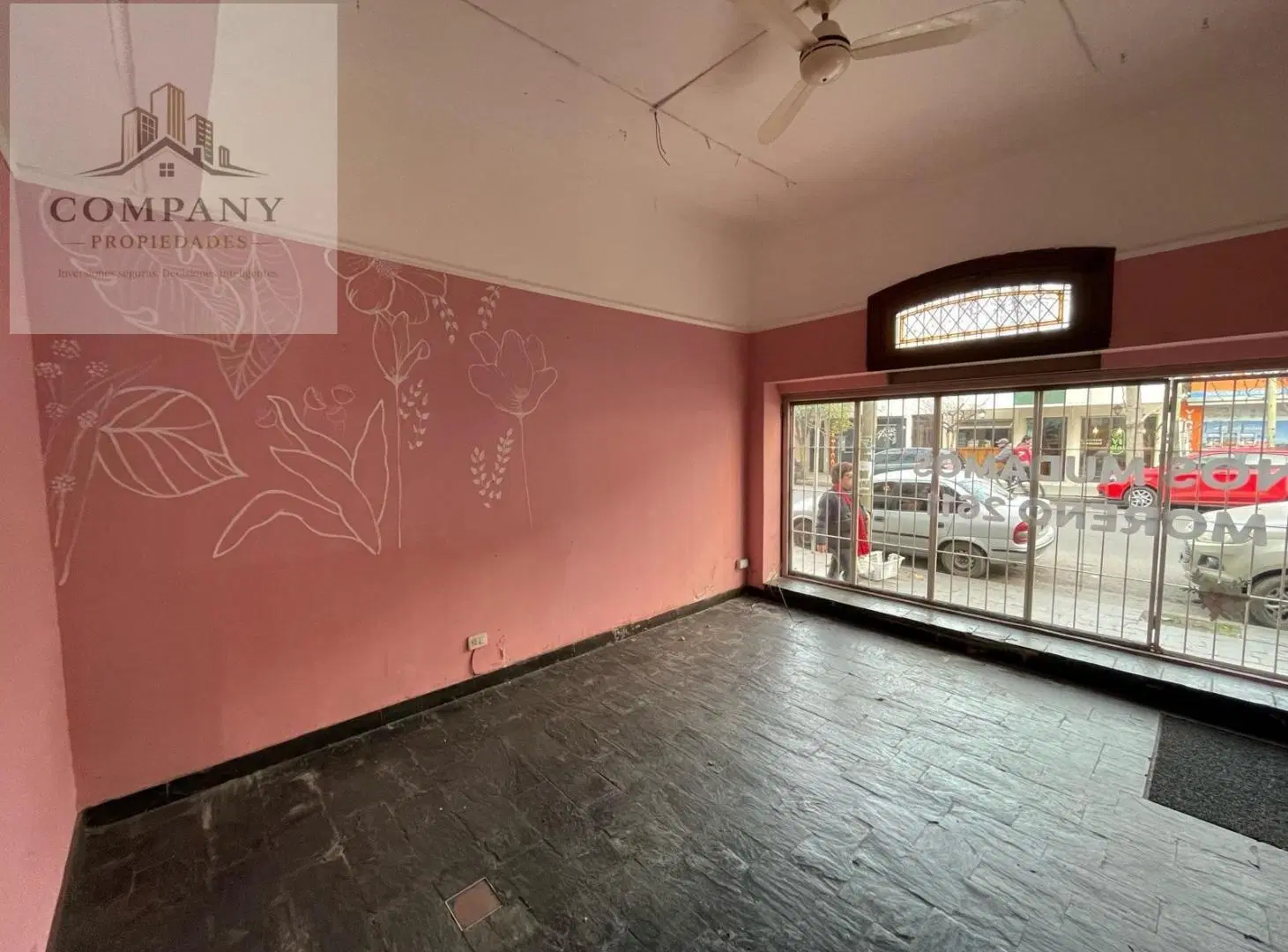 Alquiler local comercial en zona centro. 2