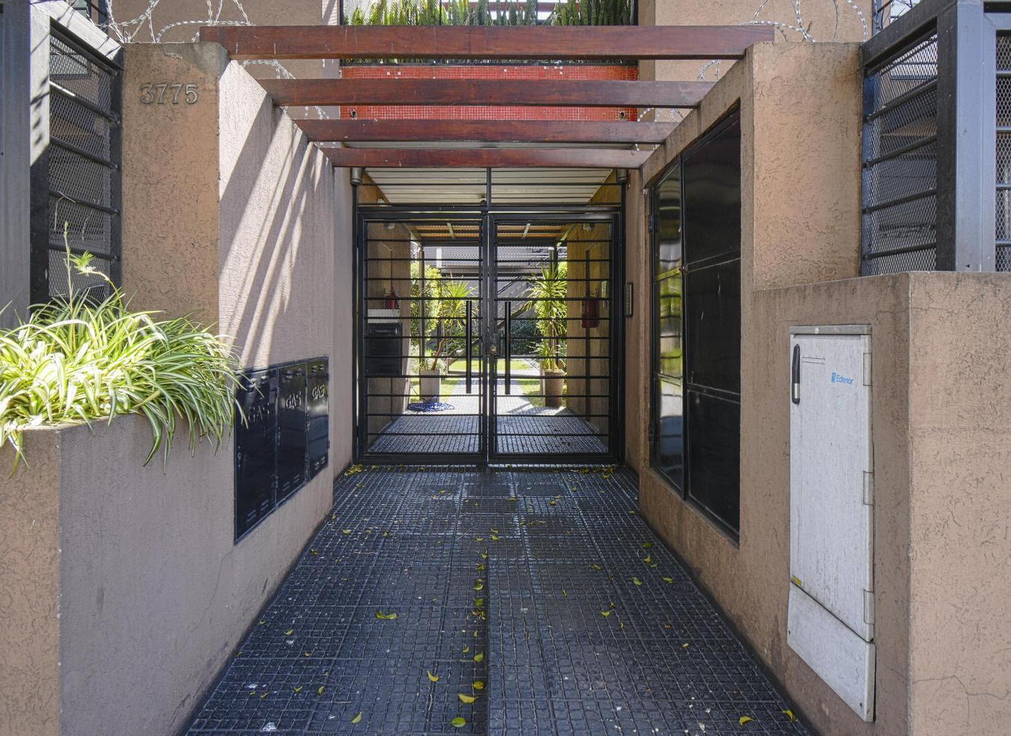 Foto de VENTA DEPARTAMENTO 2 AMBIENTES CON COCHERA CUBIERTA VILLA DEVOTO, imagen 5