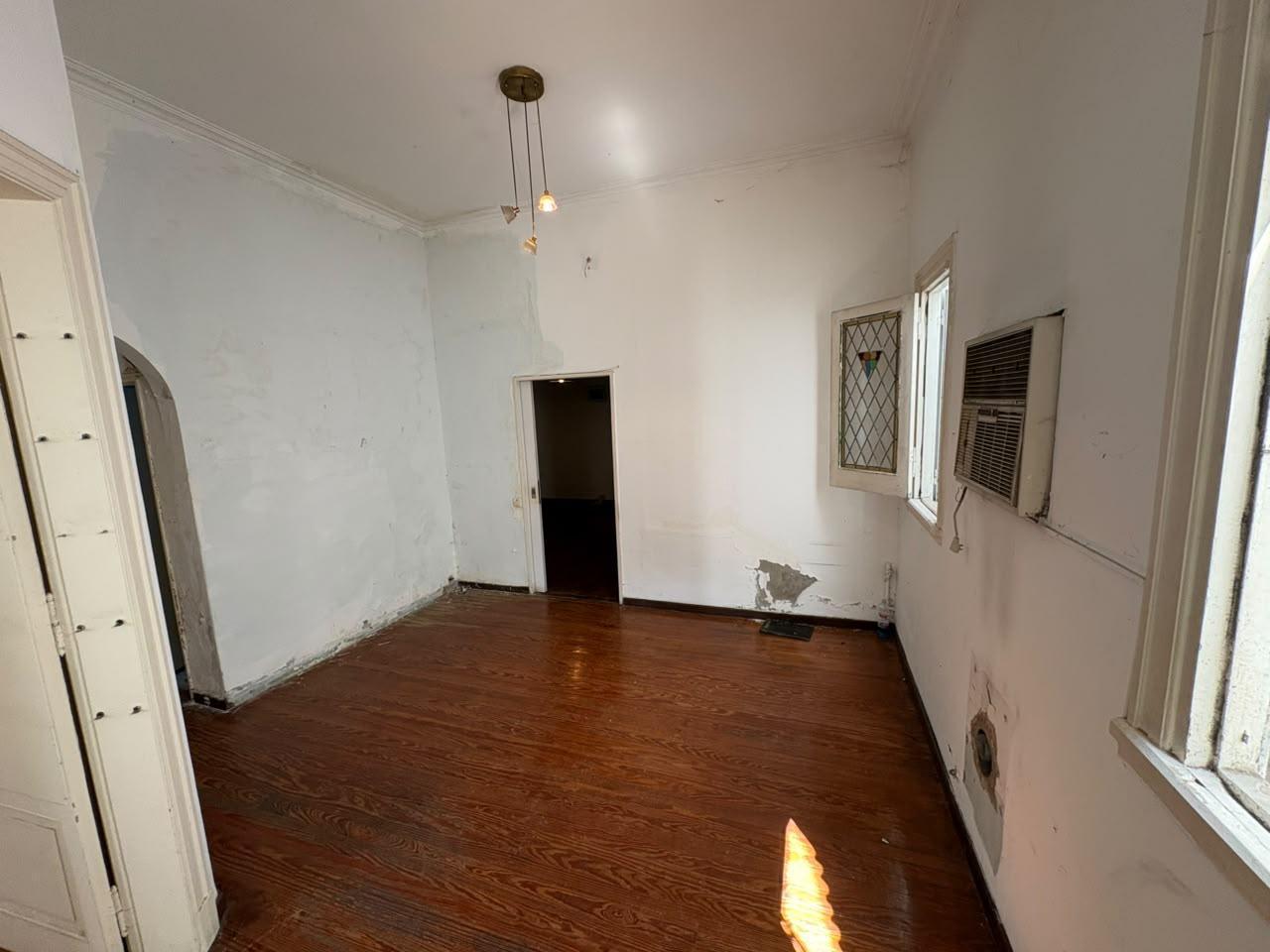 Foto de CASA EN ALQUILER 4 AMBIENTES EN VILLA DEVOTO - USO COMERCIAL, imagen 3