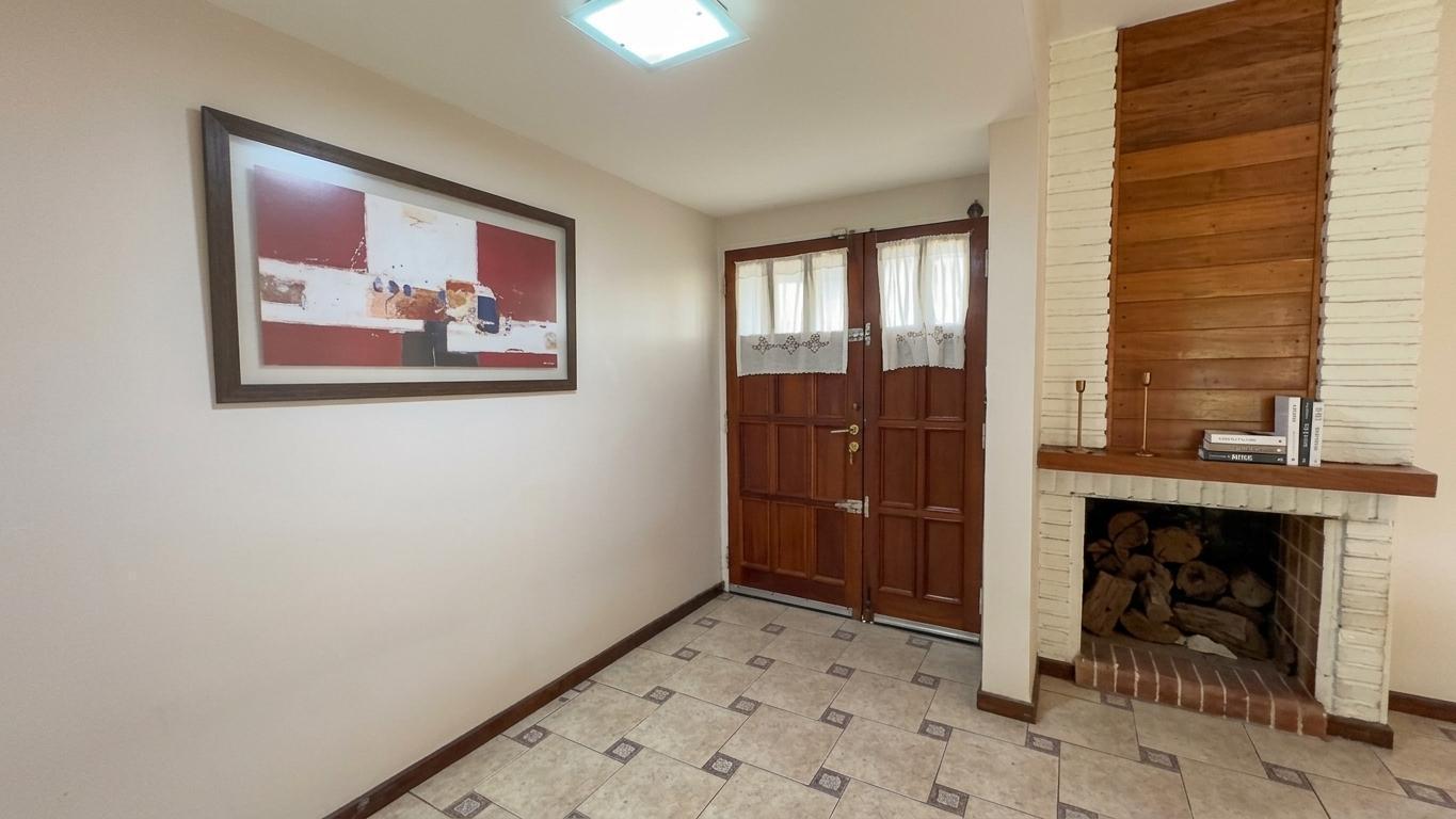 Foto de Venta Chalet 5 Amb con Pileta en Ramos Mejía| Financiación Directa, imagen 2