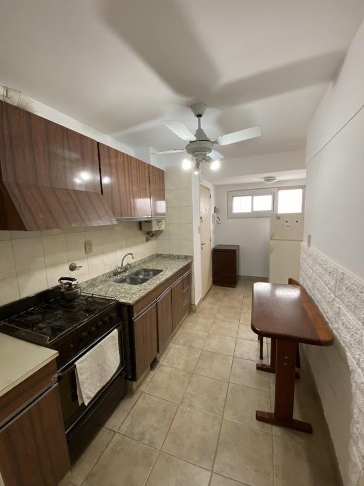Alquiler Departamento 3 Ambientes En Moron Centro Con Balcon