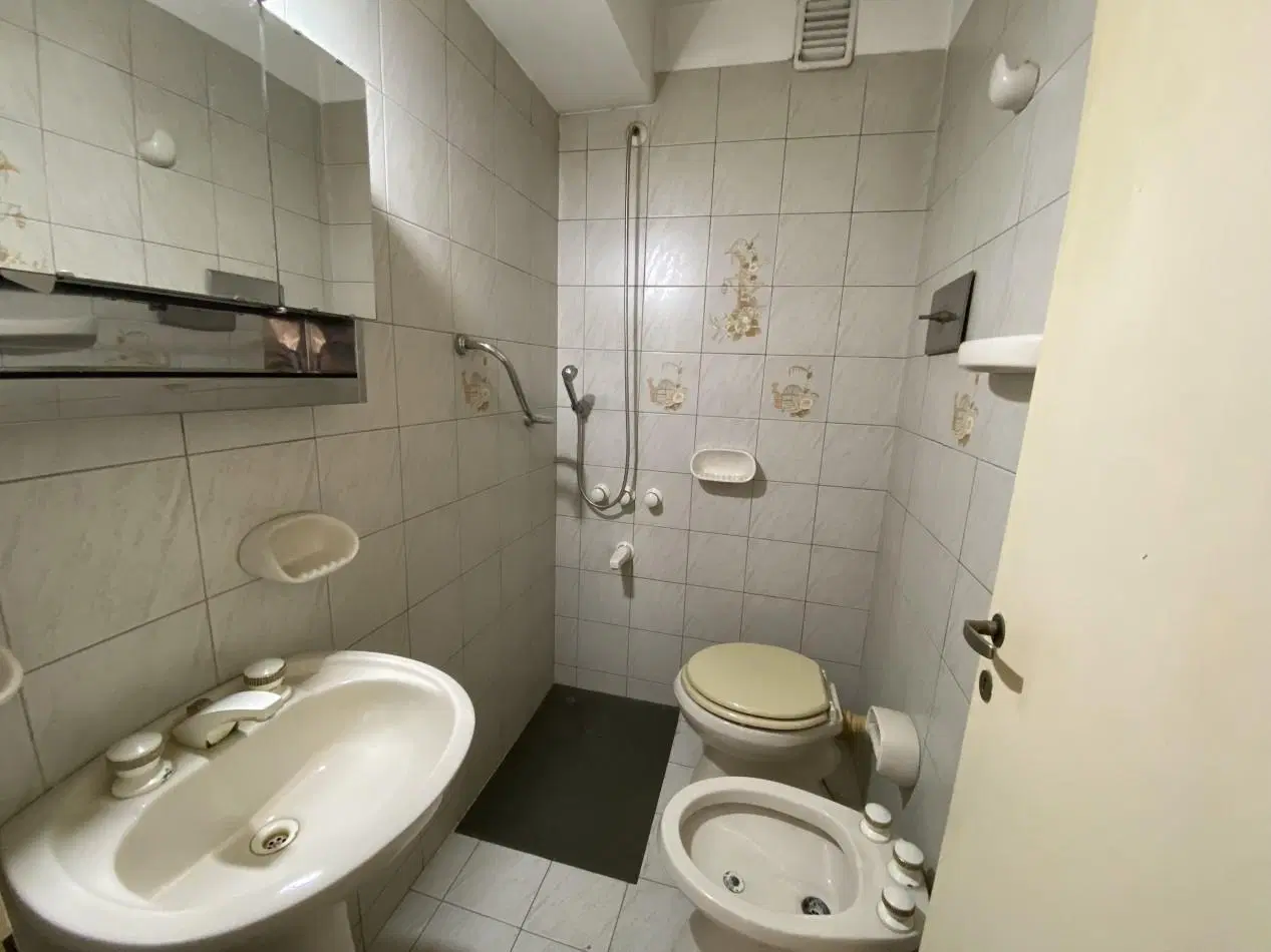 Alquiler Departamento 3 Ambientes En Moron Centro Con Balcon 2