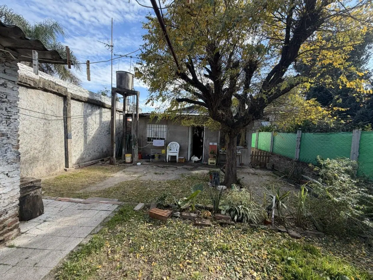 APTO CREDITO | Casa sobre Lote Propio de 260 m² con Cochera Cubierta, Patio y Gran Potencial | Hurli 4