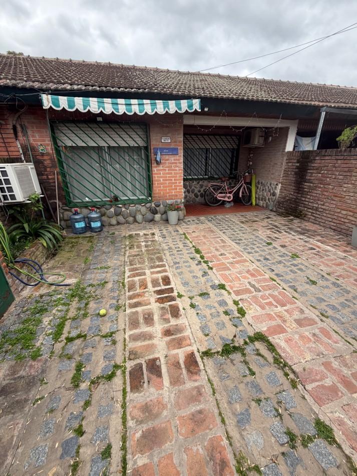 Foto de Casa en venta en Barrio Los Troncos, Hurlingham, imagen 1