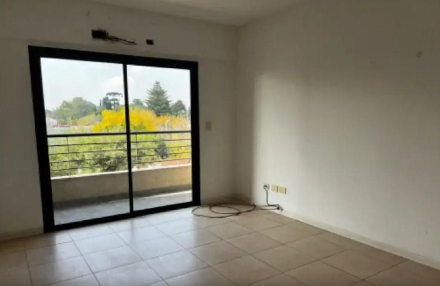 Foto de Venta Departamento 2 Ambientes con Cochera Moron Universidad, imagen 3