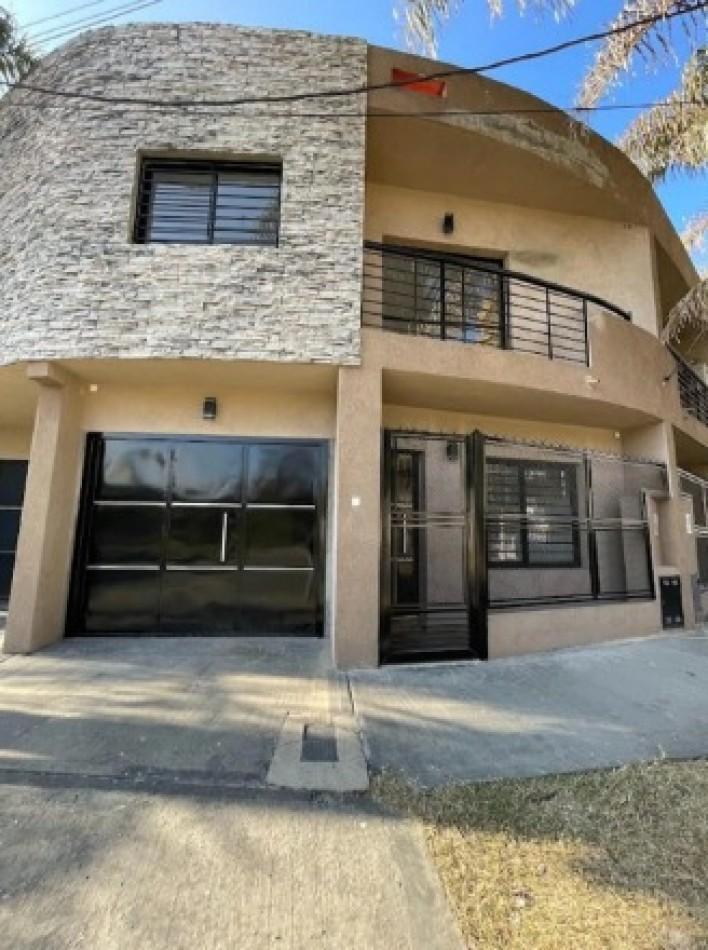 Foto de Venta duplex 4 ambientes con cochera ituzaingo apto credito, imagen 1
