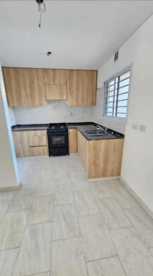 Foto de Venta duplex 4 ambientes con cochera ituzaingo apto credito, imagen 5