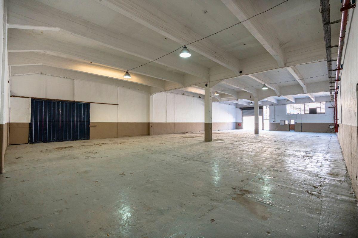 Foto de Depósito de 576 m² en alquiler en Parque Industrial Suárez, imagen 2