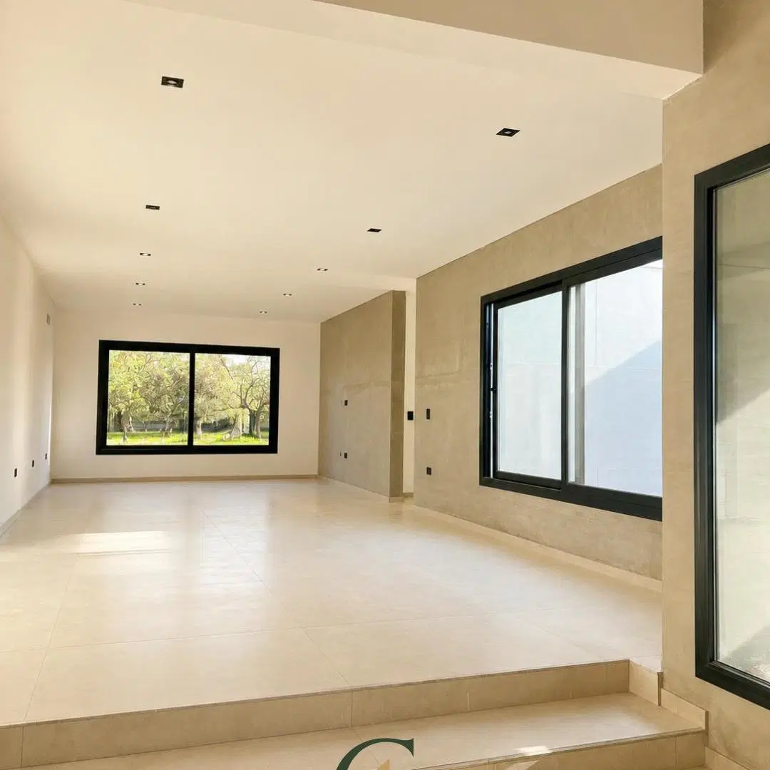 Casa a estrenar en El Terrón | Salida directa al golf y vista a las sierras 4