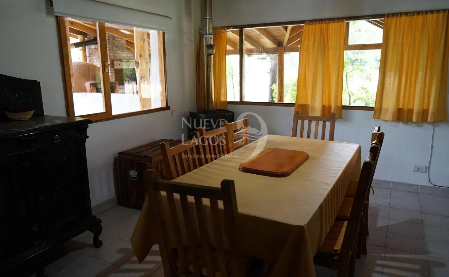 Venta casa de cuatro ambientes en Villa Lago Meliquina 2