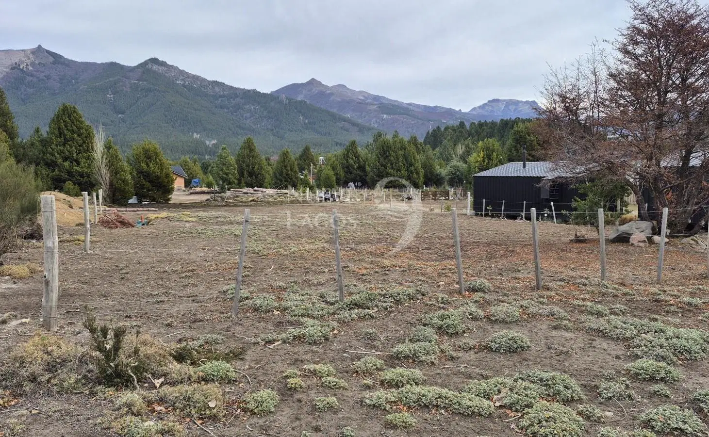 Venta lote en zona comercial frente a ruta 63 en Villa Lago Meliquina 5