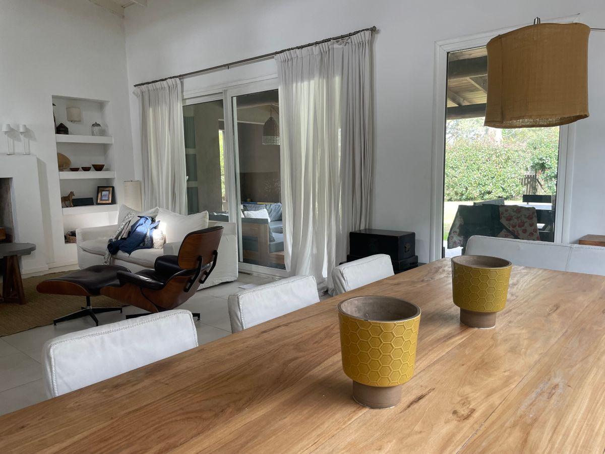 Foto de Casa de 246 m² con 3 dormitorios en venta en El Encuentro, imagen 3
