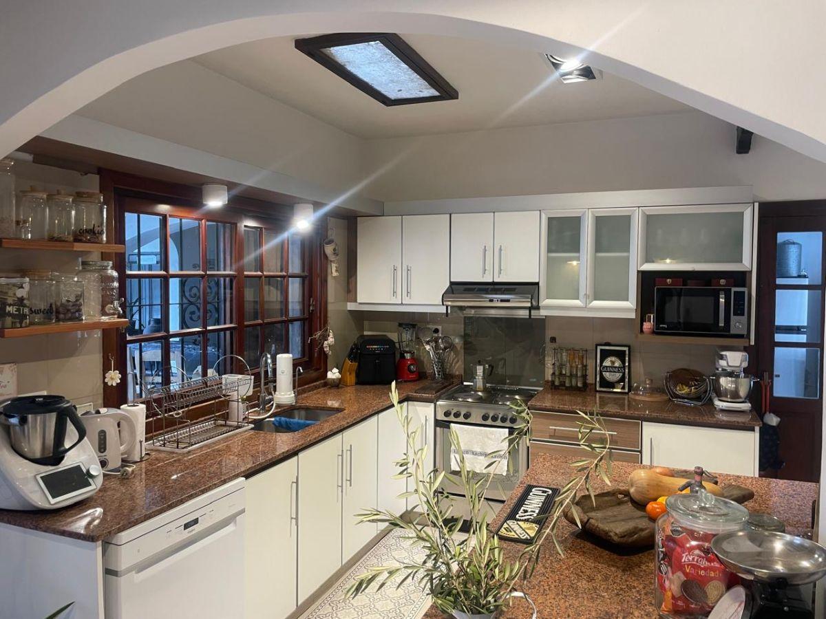 Foto de Casa Chalet en Venta en San Fernando, G.B.A. Zona Norte, Argentina, imagen 2