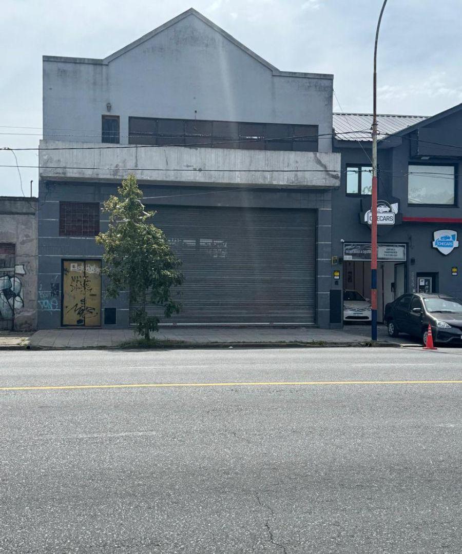 LOCAL COMERCIAL en Alquiler Excelente ubicación