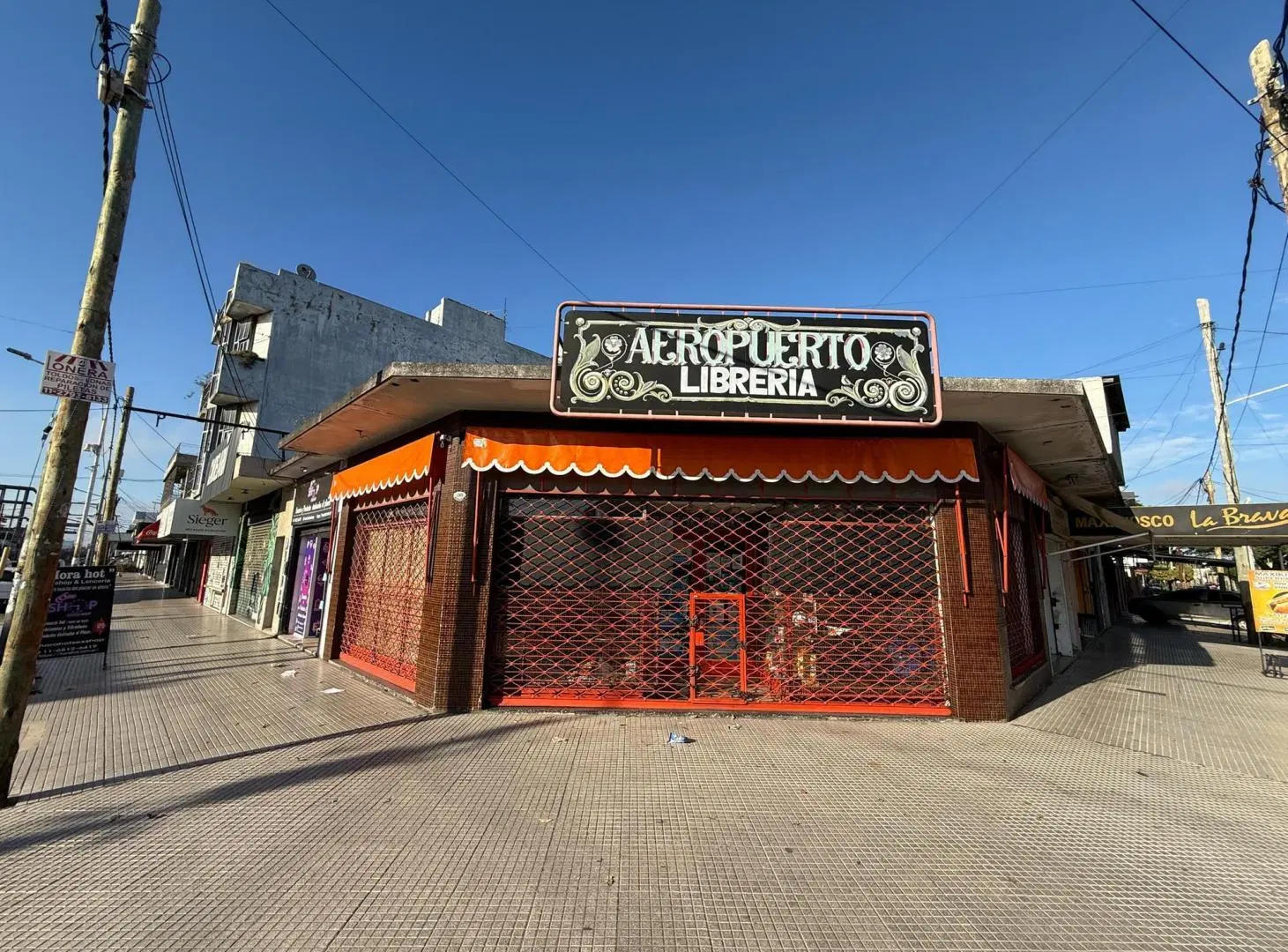 CRISTIANIA 1900, esquina Norquin, Barrio Atalaya, Isidro Casanova 2