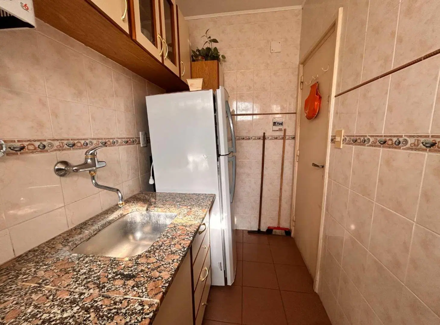 VENTA MONOMBIENTE ZONA GUEMES FRENTE 8