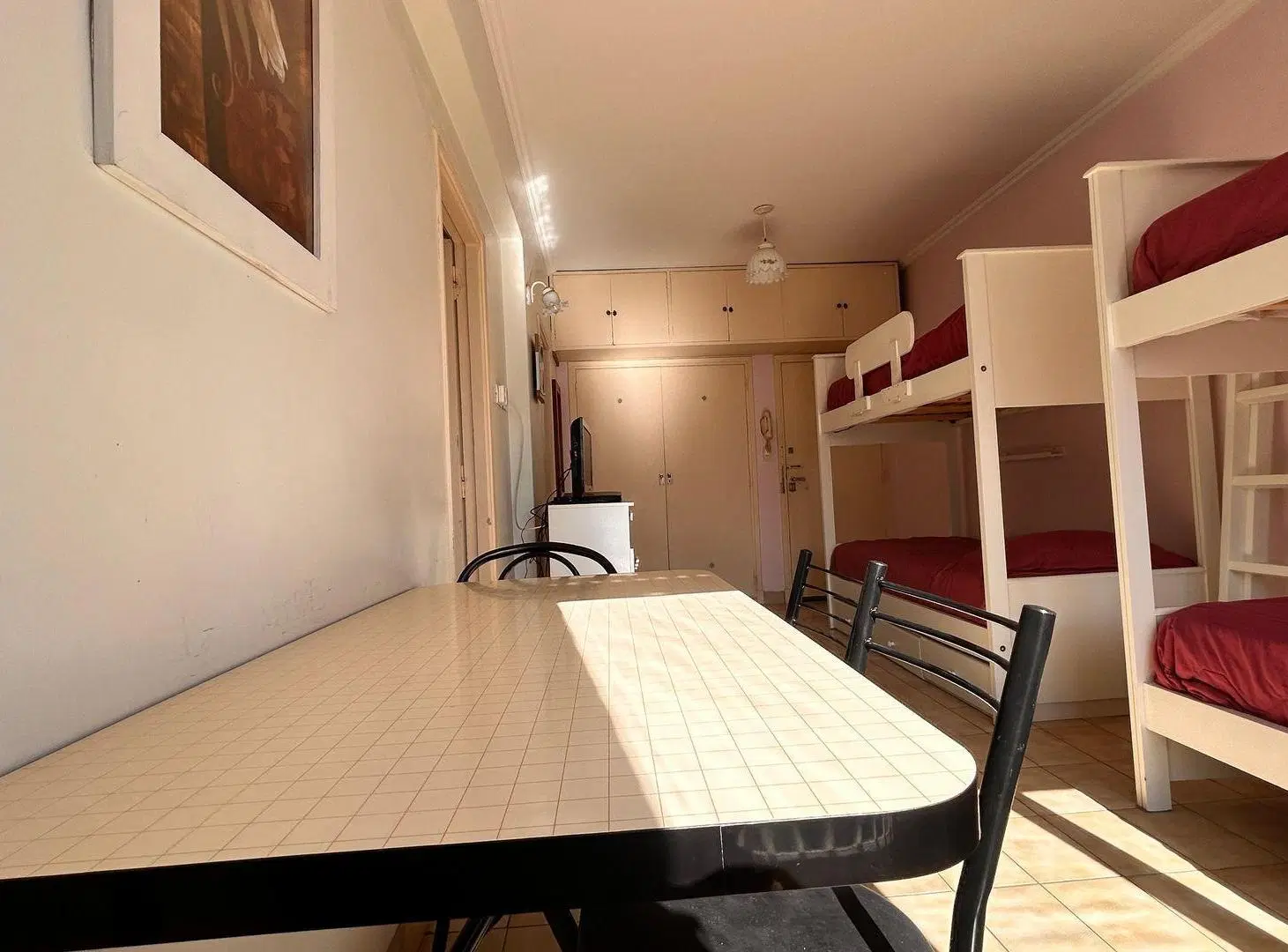 VENTA MONOMBIENTE ZONA GUEMES FRENTE 2