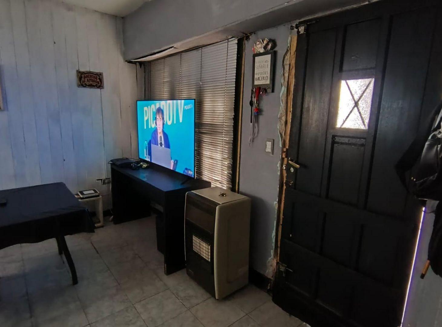 VENTA - Casa a reciclar con patio