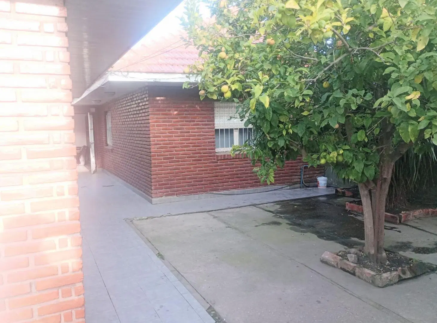 VENTA DE CASA EN BLOCK- 2 CASAS DE 3 AMB. - 3
