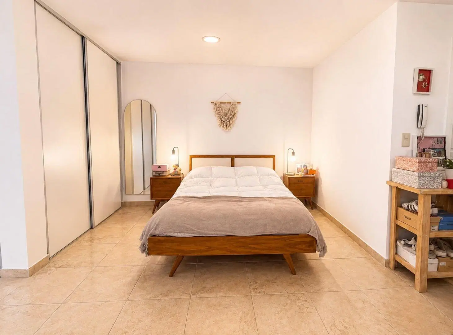 VENTA. INCREIBLE MONOAMBIENTE CON COCHERA! 2