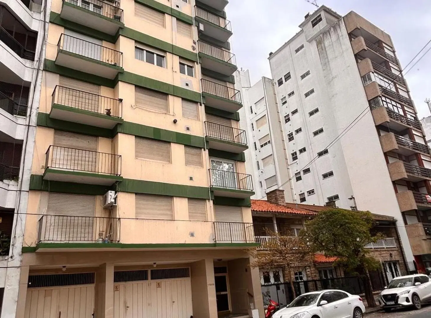 ALQUILER 2 AMBIENTES FRENTE CON BALCON 2