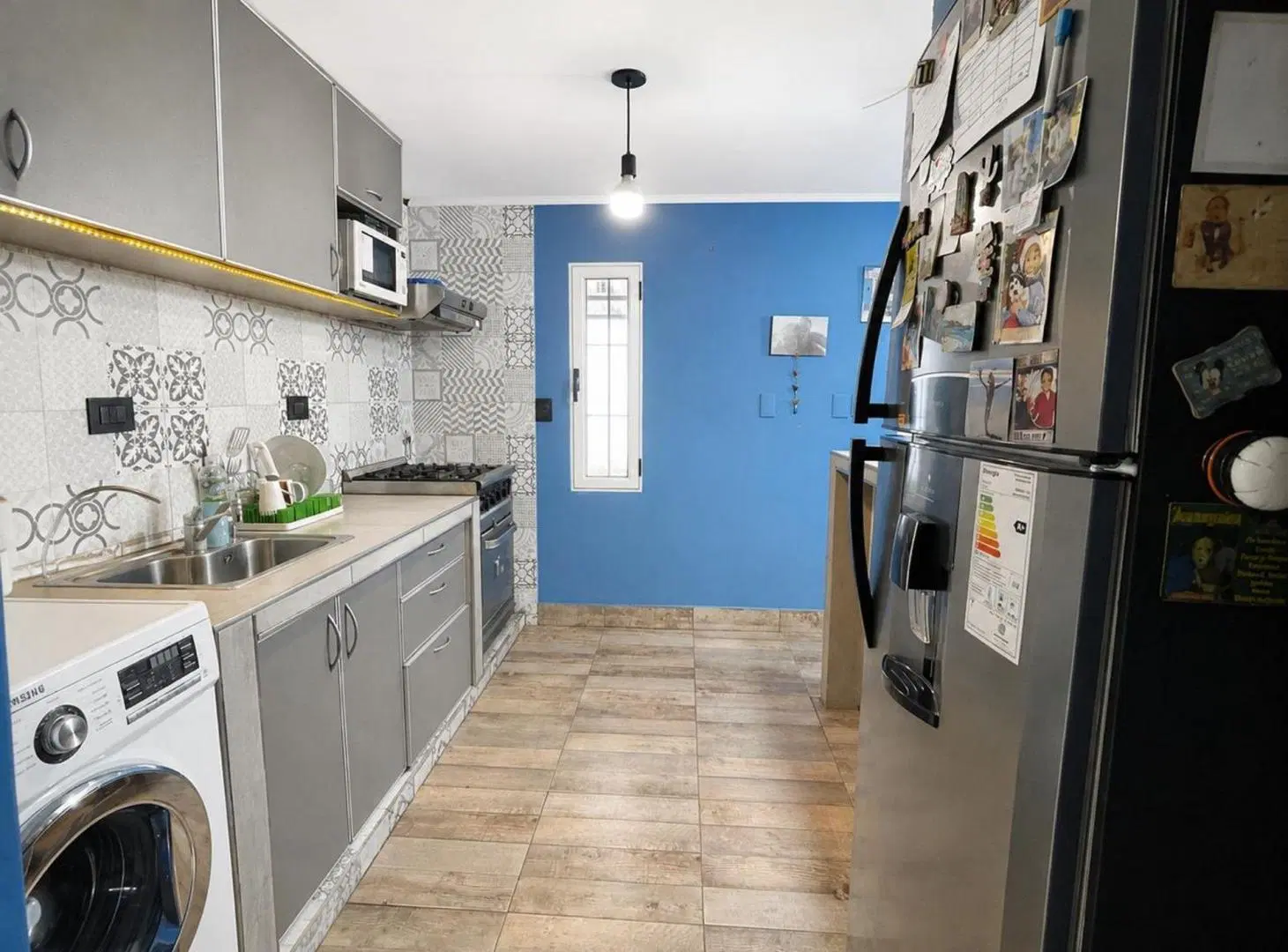 VENTA vivienda familiar con Departamento 4