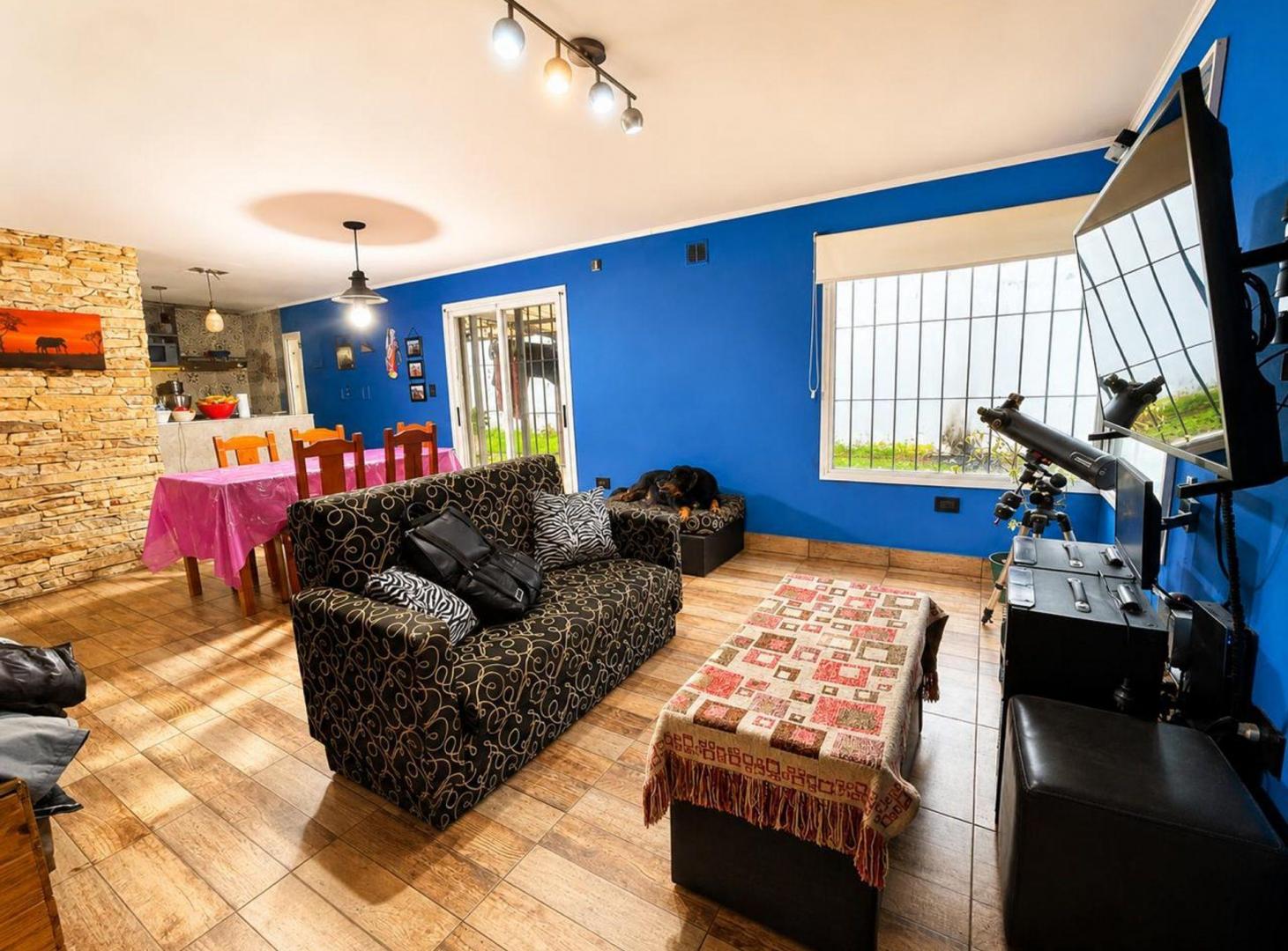 Foto de VENTA vivienda familiar con Departamento, imagen 2