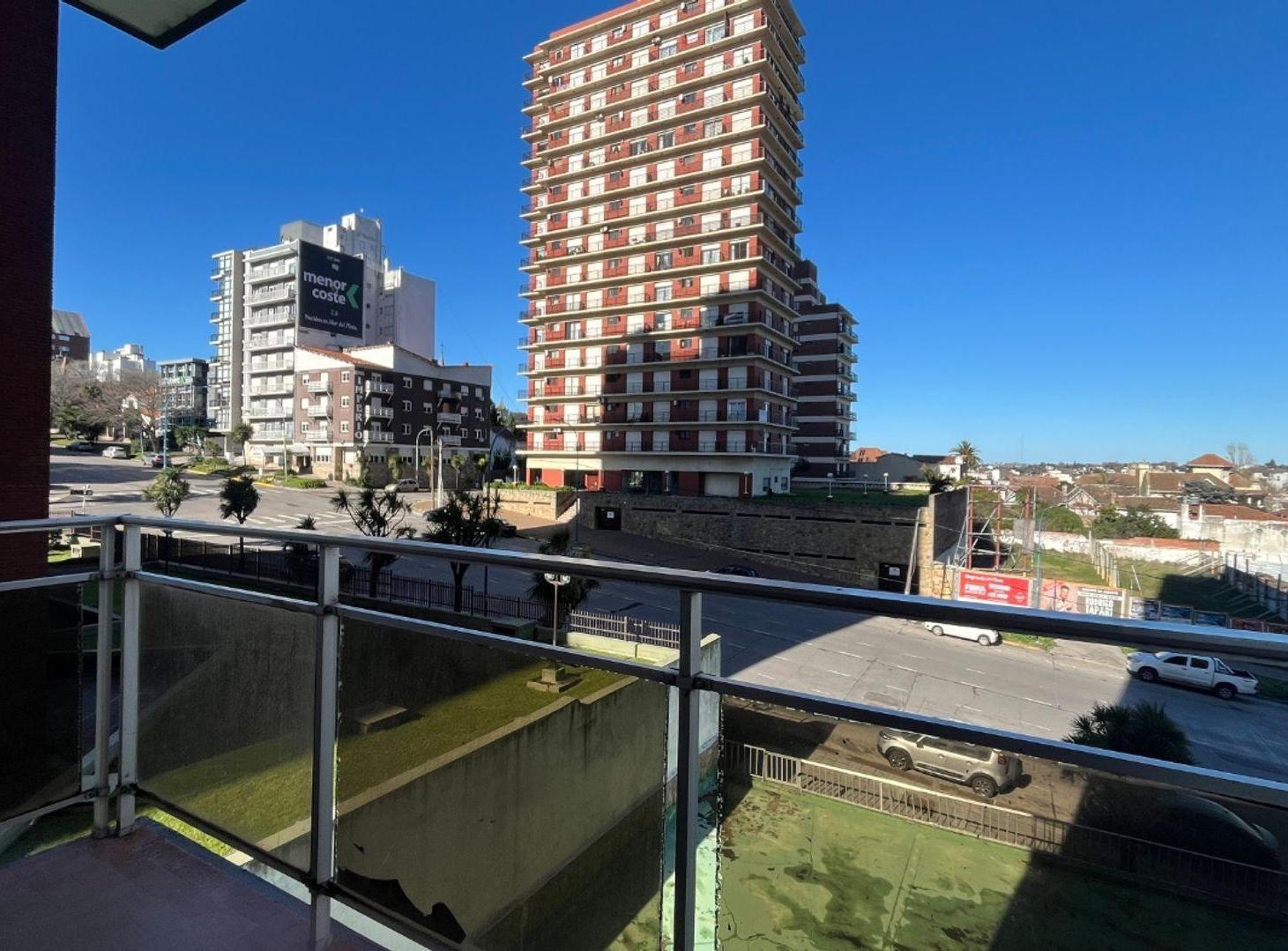 Foto de Departamento familiar con cochera en Las Toscas, imagen 1