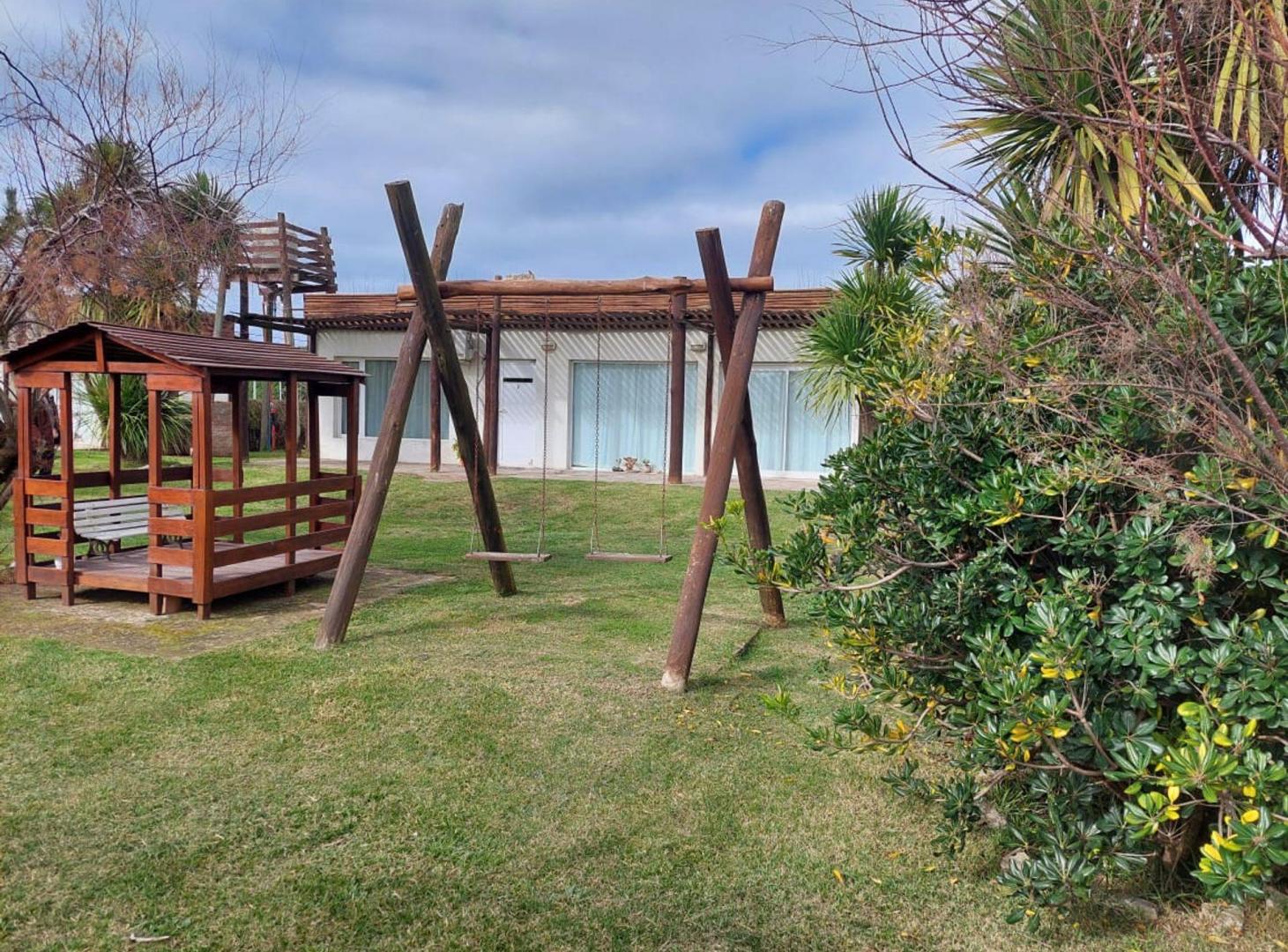 Foto de OPORTUNIDAD VTA CABAÑAS USO COMERCIAL MAR DE COBO, imagen 2