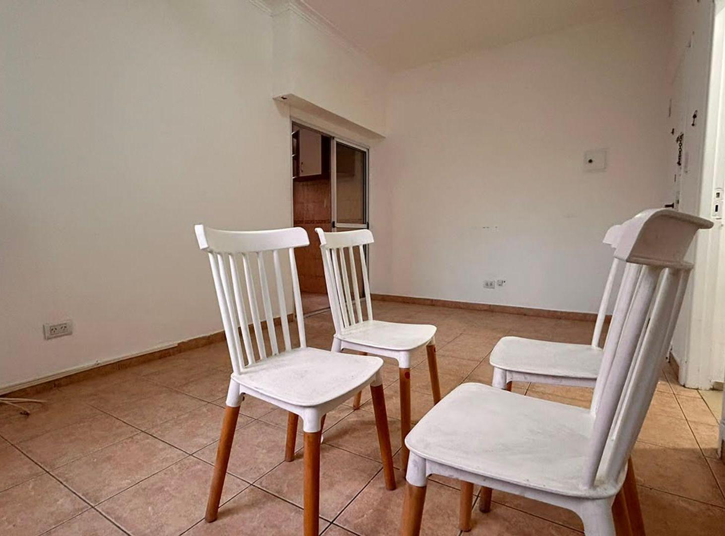 Foto de VENTA DEPARTAMENTO 3 AMBIENTES ZONA PLAZA MITRE, imagen 2