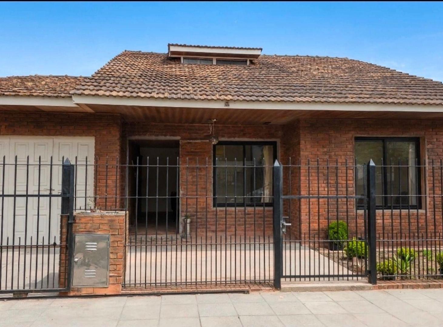 Foto de CHALET 4 AMBIENTES COLINAS DE PERALTA RAMOS, imagen 2