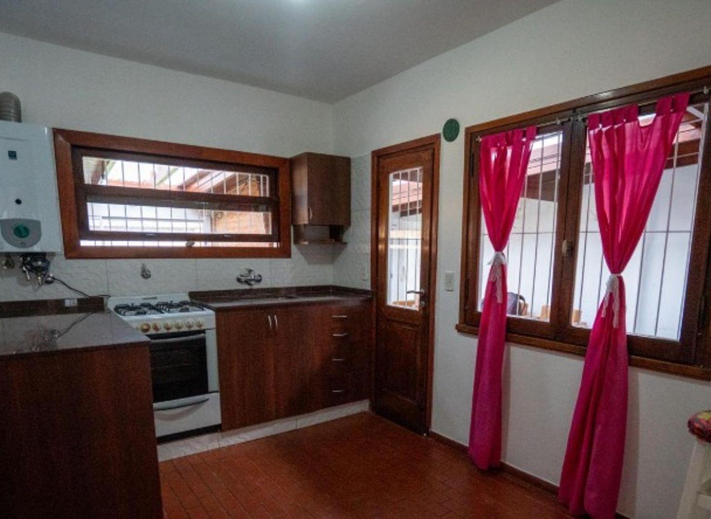 Foto de CHALET 3 AMBIENTES + CHINCHO+ PARQUE APTO CREDITO, imagen 2