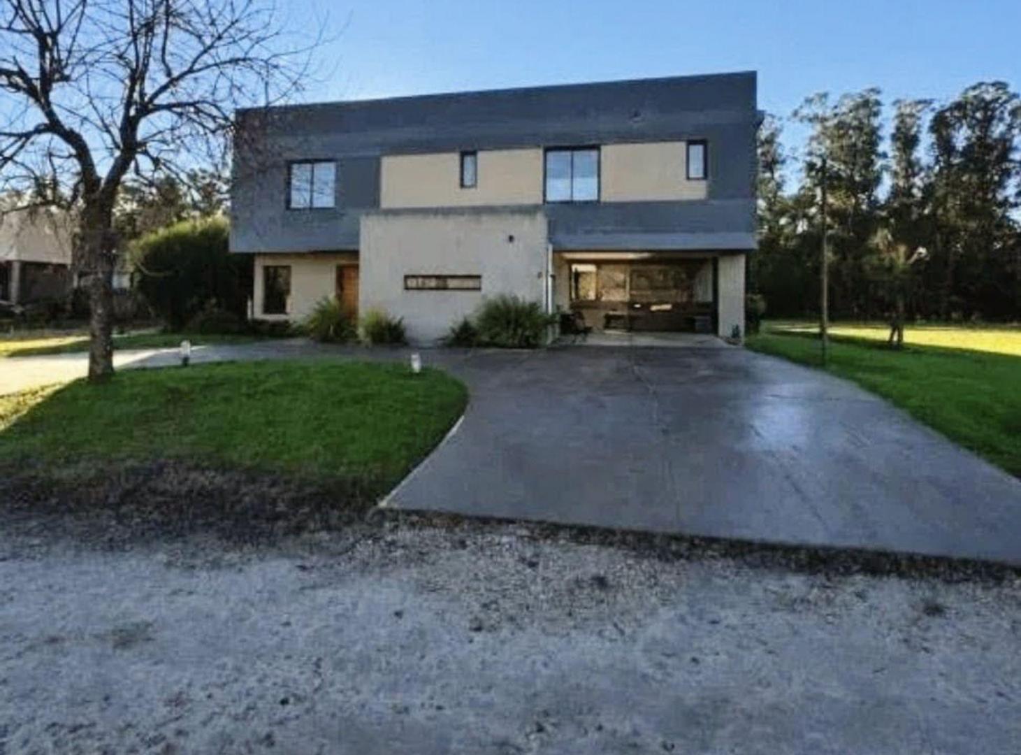 Foto de IMPORTANTE PROPIEDAD A LA VENTA 210000 USD, imagen 2